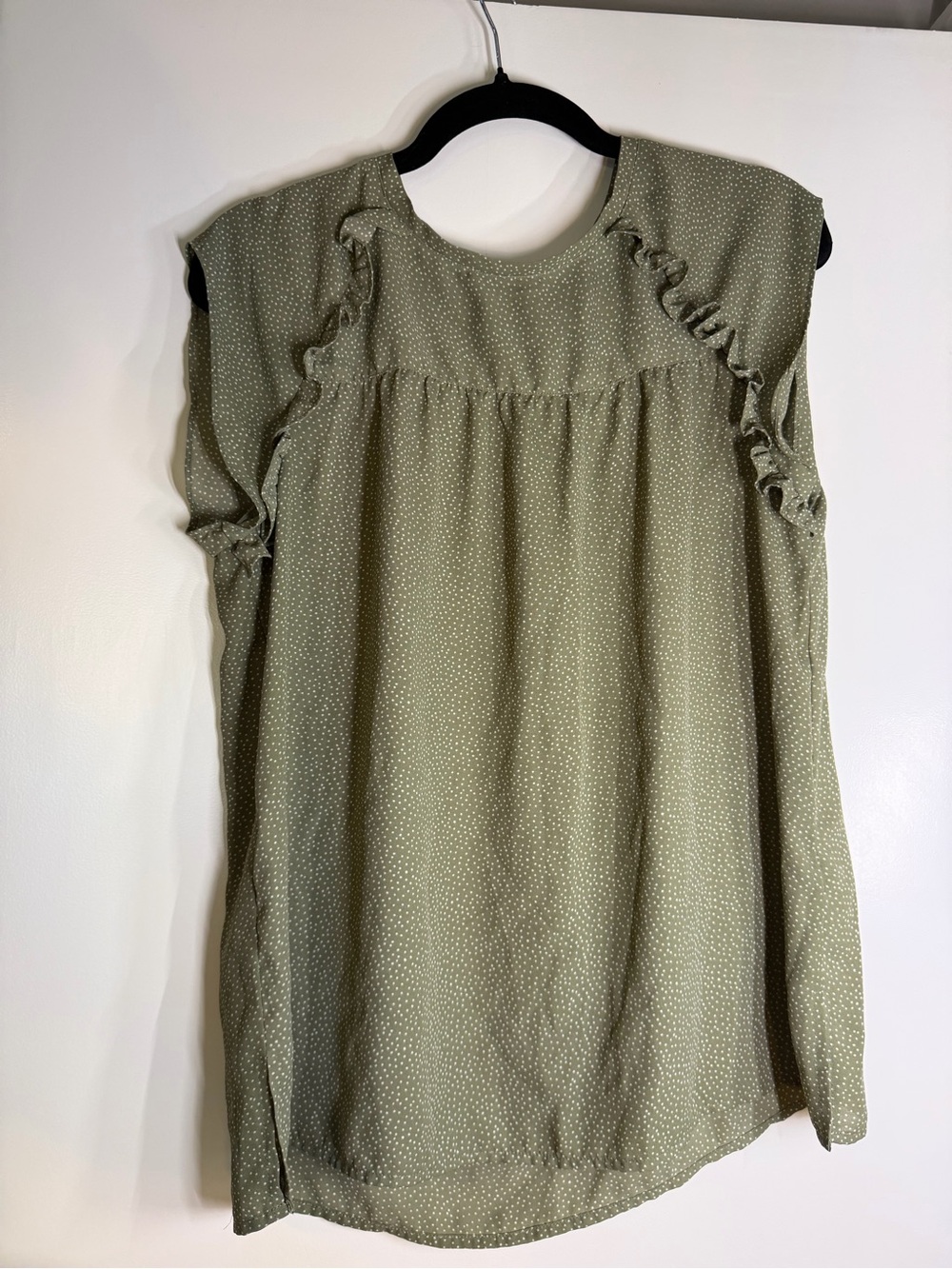 LOFT Olive Green Polka Dot Ruffle Blouse Top Size Medium